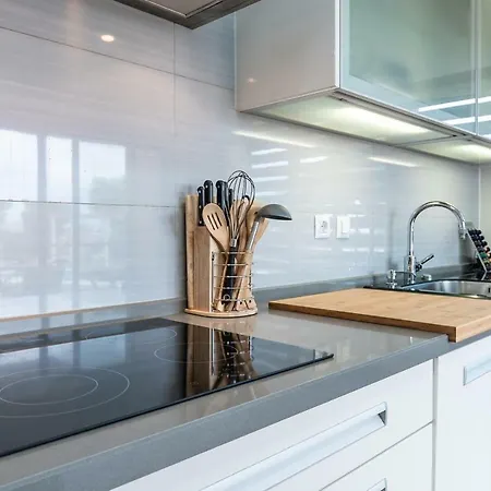 Sonho Eterno アパート マフラ